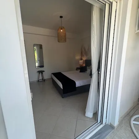 Daisy's One-bedroom *