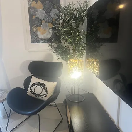 Daisy's One-bedroom Apartment *