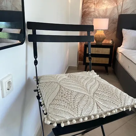 Daisy's One-bedroom * 托隆