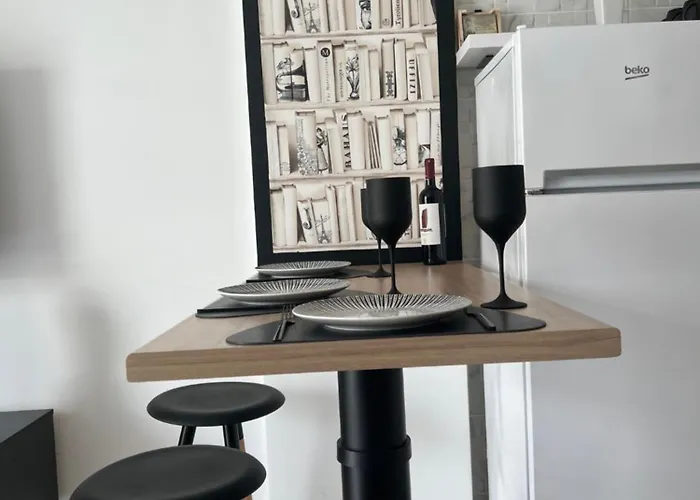 Daisy's One-bedroom Διαμέρισμα *