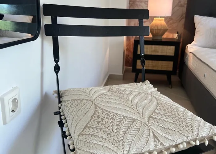 Daisy's One-bedroom * Τολό